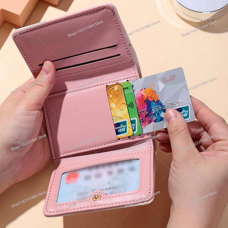 حقائب نقود كيربيز الأنيقة للنس - مراجعة Card Top Loader وسعره